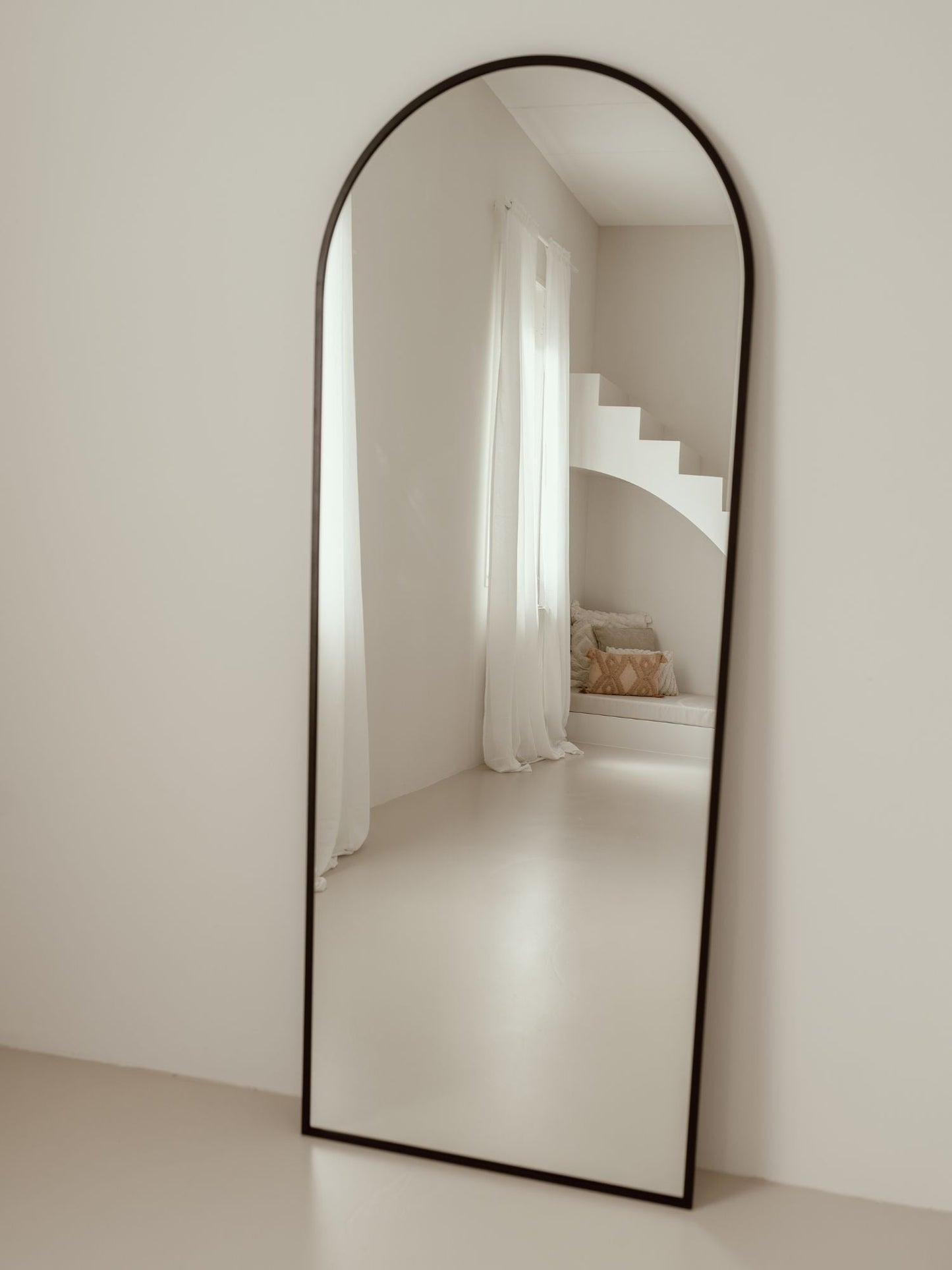 Specchio da Terra Grande Ovale 180x70 Nero