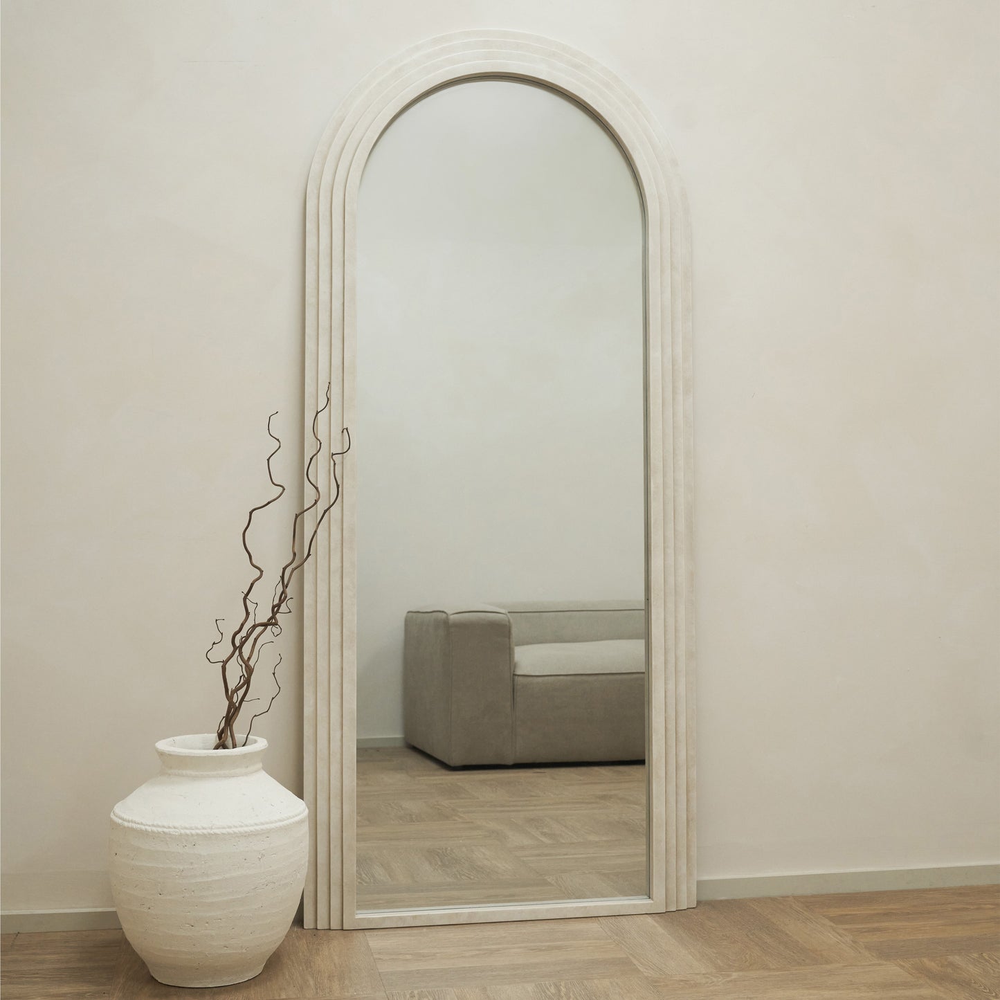 Luciana - Specchio ad Arco in Cemento a Figura Intera 180cm x 80cm