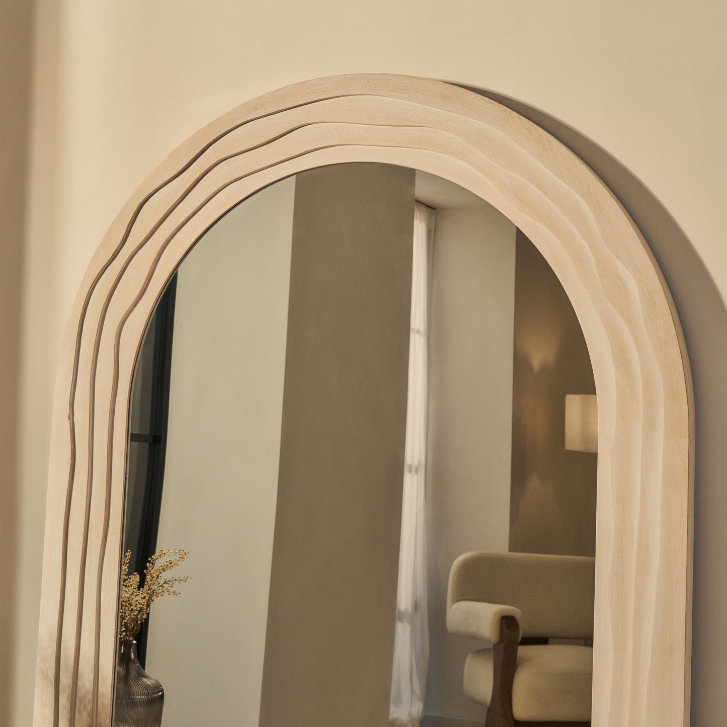 Lucelle - Grande Specchio ad Arco Full Length in Legno Decapato Bianco 180cm x 120cm