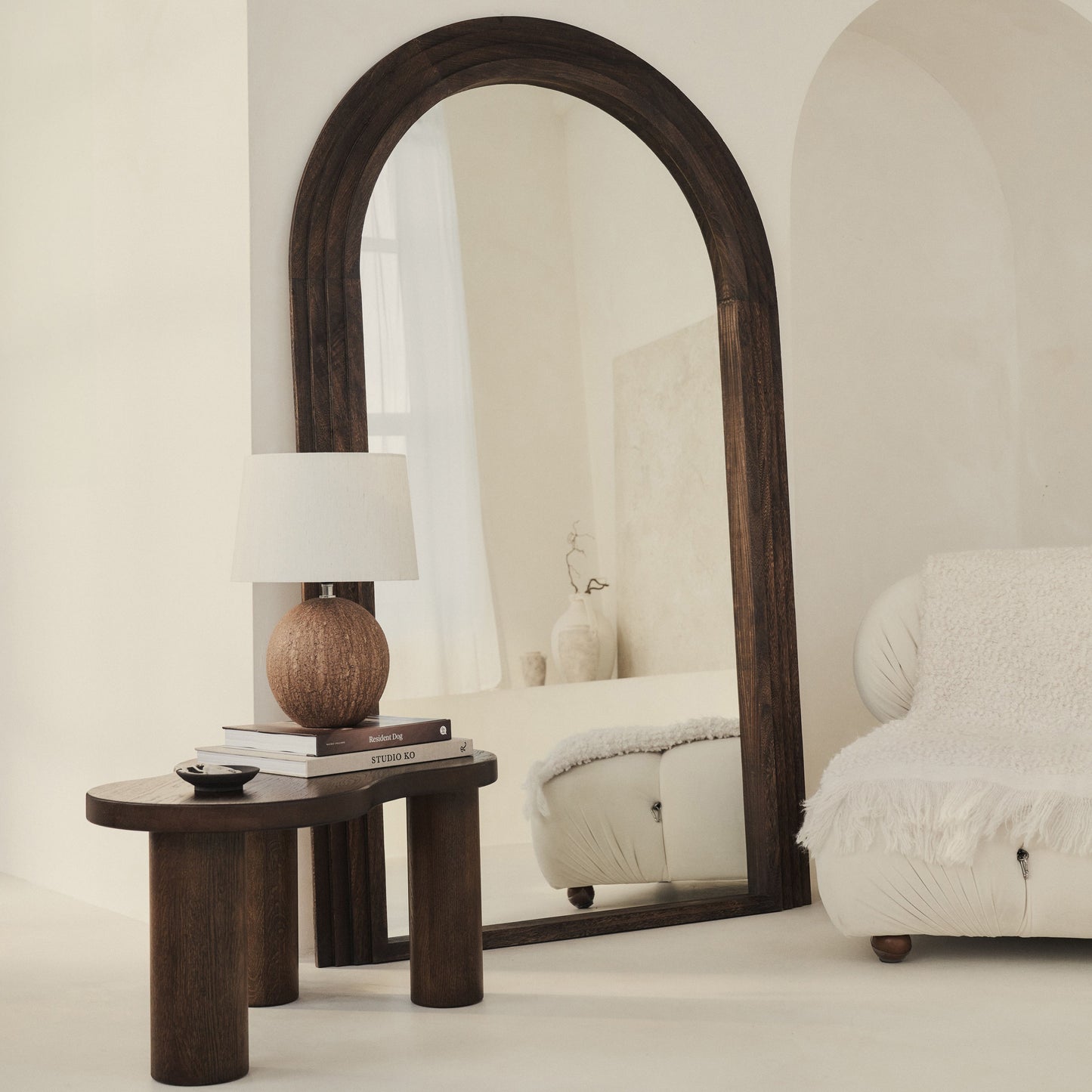 Luciana - Specchio in Legno Bruciato ad Arco Figura Intera 180cm x 110cm