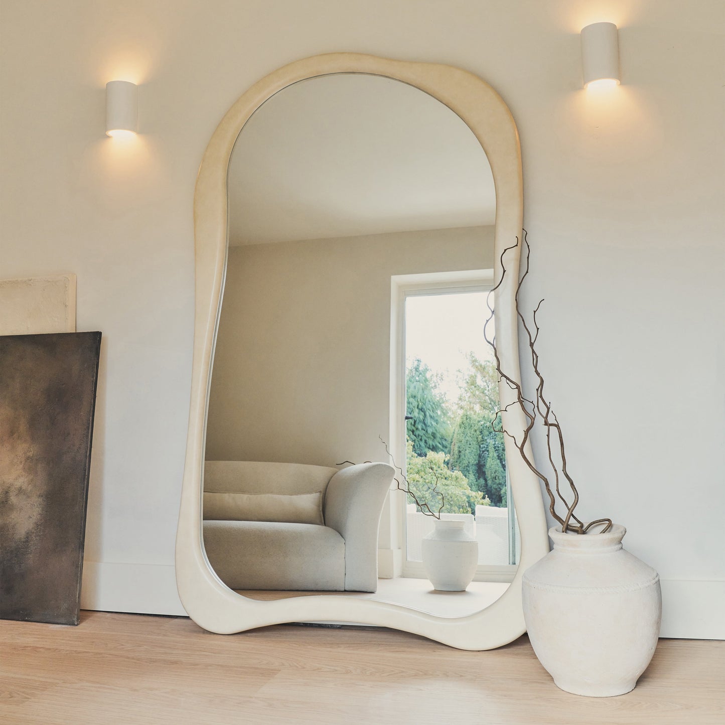 Arcurva - Specchio Irregolare Grande a Figura Intera in Cemento 190cm x 120cm