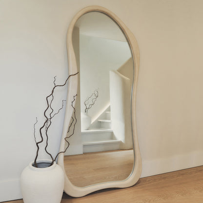 Arcurva - Specchio Irregolare Grande a Figura Intera in Cemento 170cm x 85cm