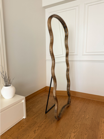 Loréa - Specchio Organico Ondulato in Legno 180x80