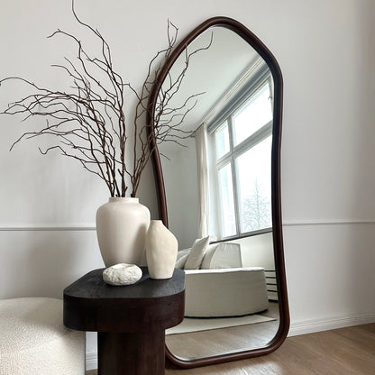 Aaliyah - Specchio Irregolare in Legno Scuro a Figura Intera 180cm x 80cm