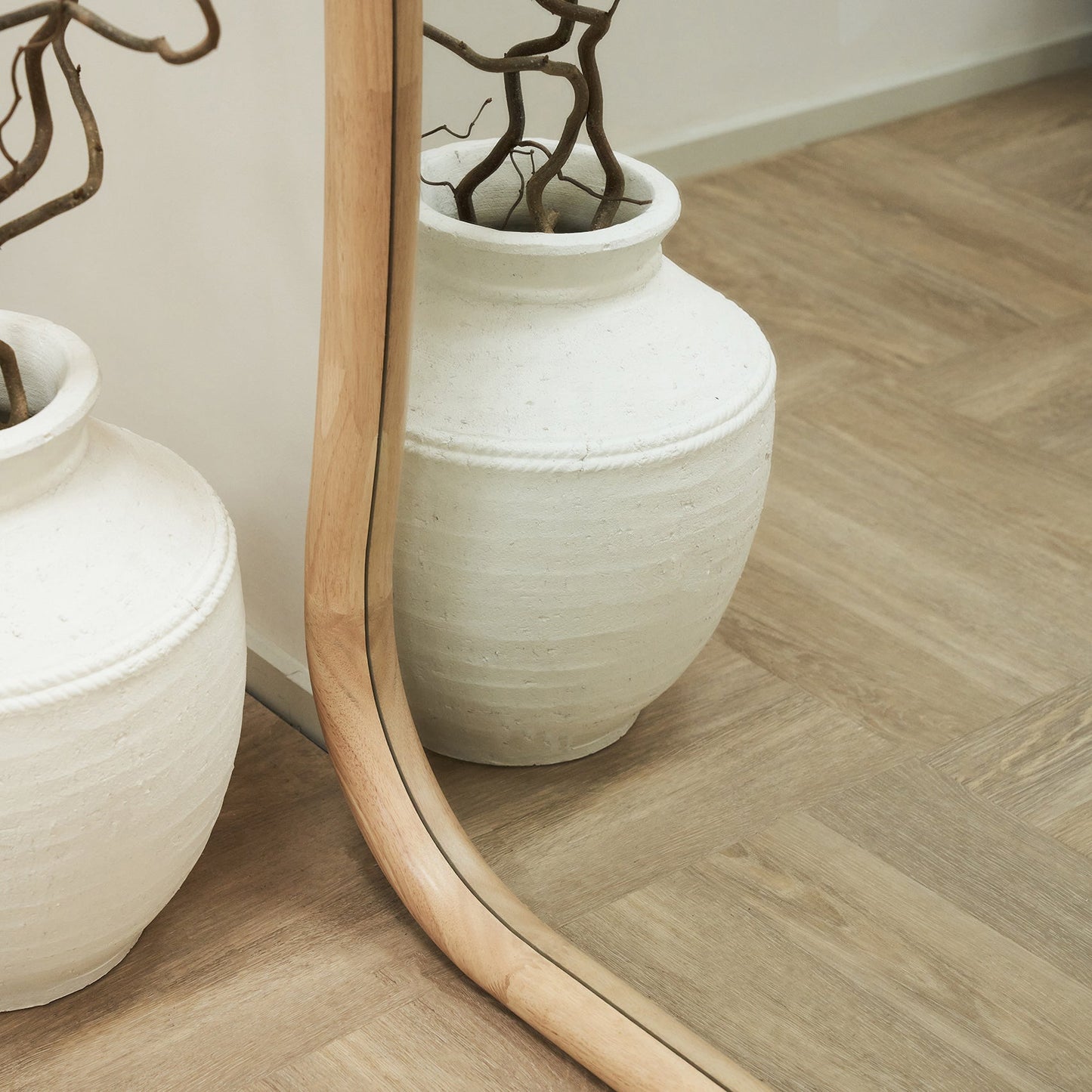 Aaliyah - Specchio Irregolare Grande a Figura Intera in Legno Chiaro 180cm x 110cm