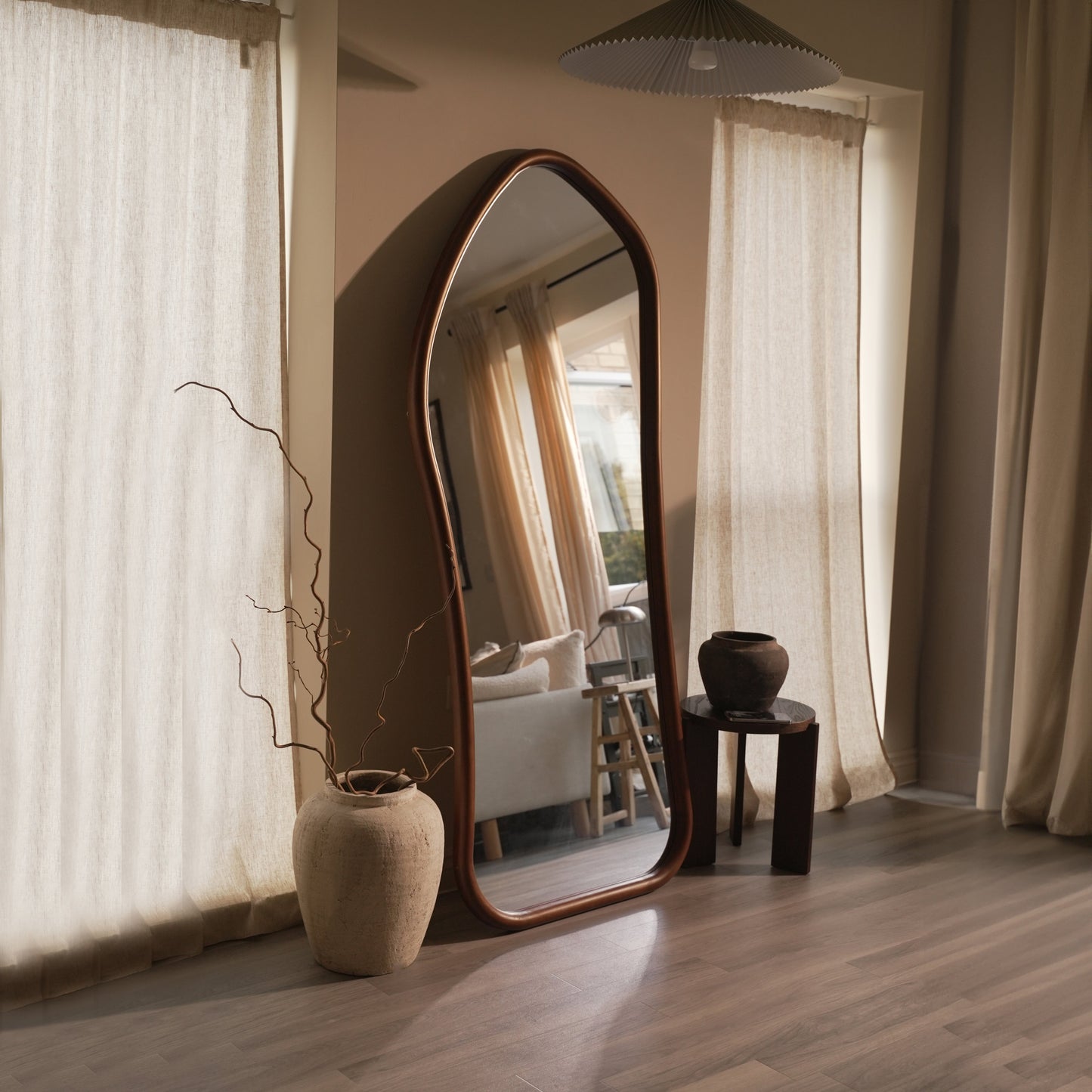 Aaliyah - Specchio Irregolare in Legno Scuro a Figura Intera 180cm x 80cm