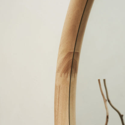 Aaliyah - Specchio Irregolare in Legno Chiaro a Figura Intera 180cm x 80cm