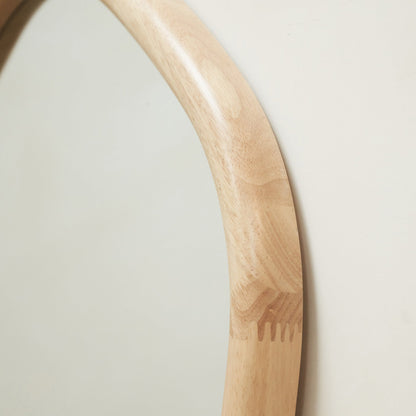 Aaliyah - Specchio Irregolare in Legno Chiaro a Figura Intera 180cm x 80cm