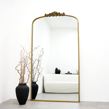 Amelia - Specchio in Metallo ad Arco a figura intera Oro 186 cm x 100 cm