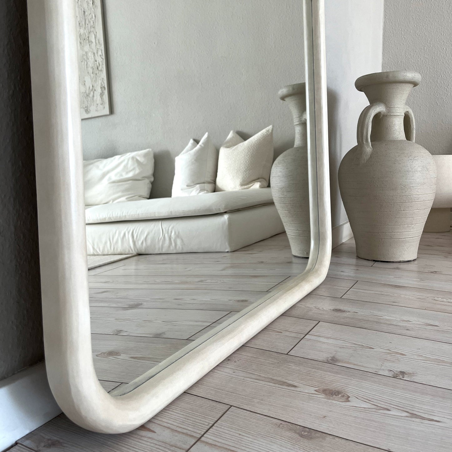 Amora - Specchio ad Arco Grande a Figura Intera in Cemento 190cm x 100cm