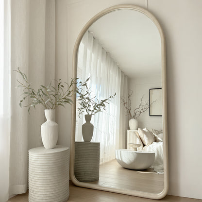 Amora - Specchio ad Arco Grande a Figura Intera in Cemento 190cm x 100cm