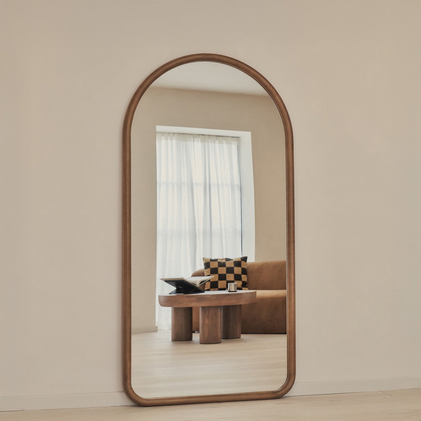 Amora - Specchio ad Arco in Legno Caldo a Figura Intera Grande 180cm x 90cm