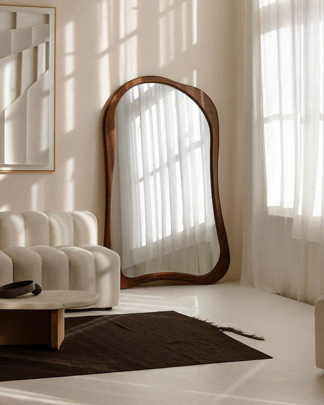 Arcurva - Specchio Irregolare Grande in Legno Scuro a Figura Intera 190 cm x 120 cm