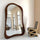 Arcurva - Specchio Irregolare Grande in Legno Scuro a Figura Intera 190 cm x 120 cm