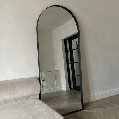 Arcus - Specchio ad Arco in Metallo Nero a Figura Intera 200cm x 90cm