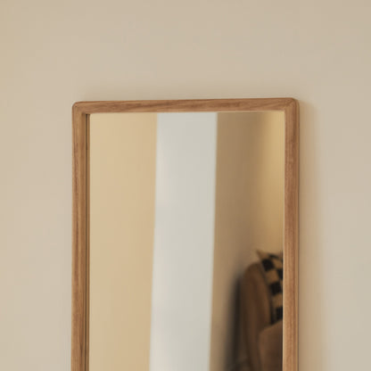 Arden - Specchio Intero in Legno Chiaro 140cm x 45cm