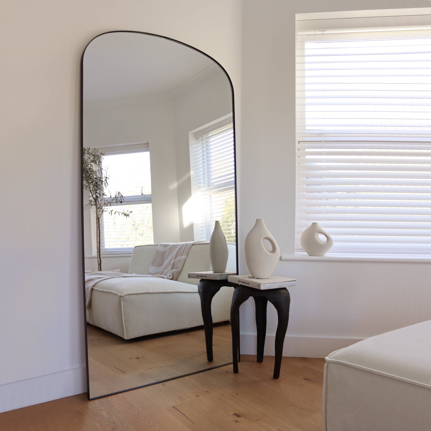 Aria - Specchio Grande in Metallo Nero a Figura Intera 180cm x 90cm