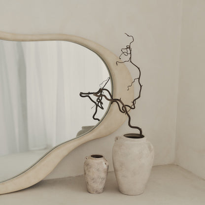 Arcurva - Specchio Irregolare Sopra-camino Grande in Cemento 130cm x 80cm