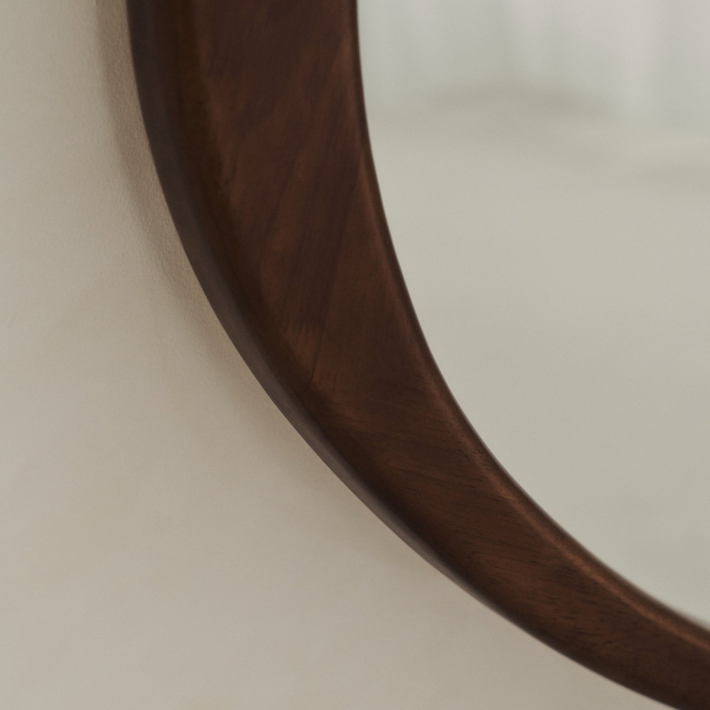 Arcurva - Specchio Irregolare Grande Sopracamino in Legno Scuro 130cm x 80cm