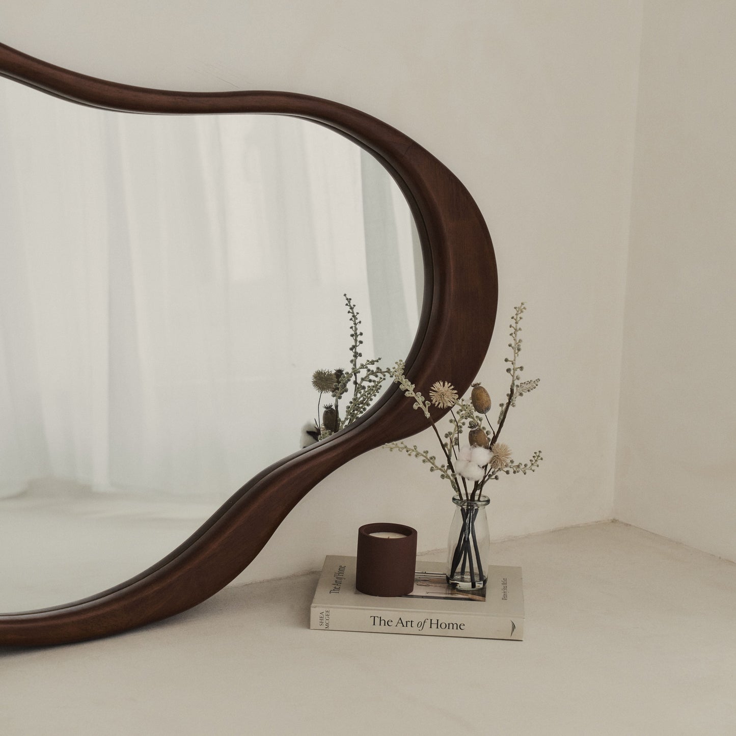 Arcurva - Specchio Irregolare Grande Sopracamino in Legno Scuro 130cm x 80cm