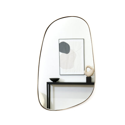Ava - Specchio Irregolare a Forma di Pietra Oro 75cm x 45cm