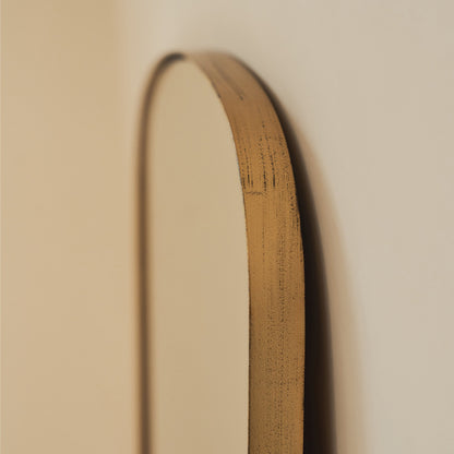 Bowness - Specchio da Parete in Metallo ad Arco Contemporaneo Oro 90cm x 75cm