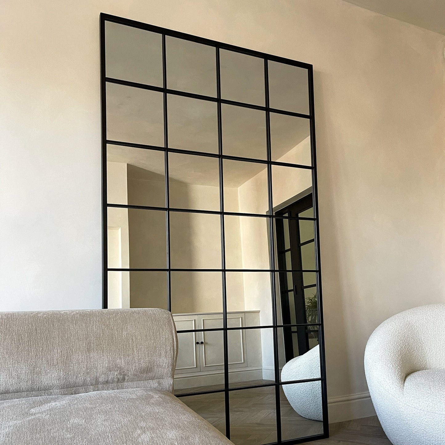 Brooklyn - Specchio Grande in Metallo Nero a Figura Intera 210cm x 120cm