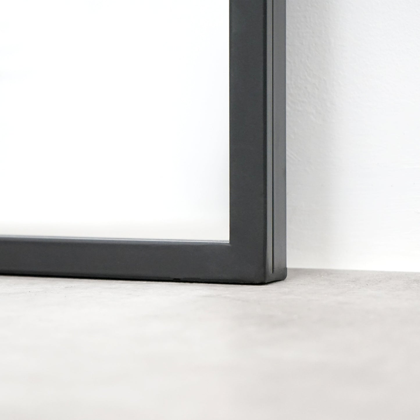 Brooklyn - Specchio Grande in Metallo Nero a Figura Intera 210cm x 120cm