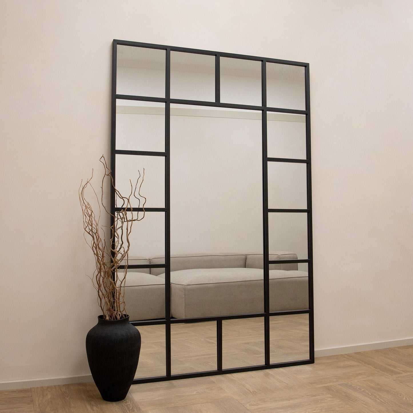 Camden - Specchio Industriale a Finestra in Metallo Nero a Figura Intera 179cm x 119cm