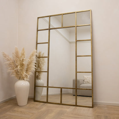 Camden - Specchio a Finestra Industriale in Metallo a Figura Intera Oro 179cm x 119cm