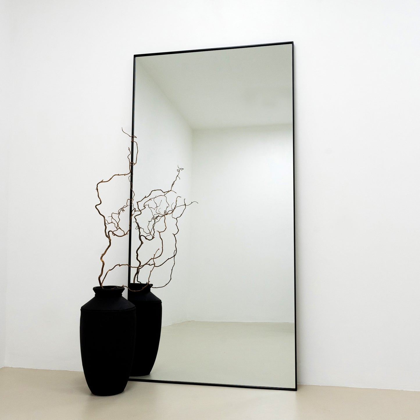 Theo - Specchio Grande in Metallo Nero a Figura Intera 200cm x 100cm