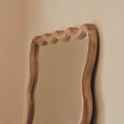 Marea - Specchio Intero Retro Ondulato in Legno Chiaro 170cm x 80cm