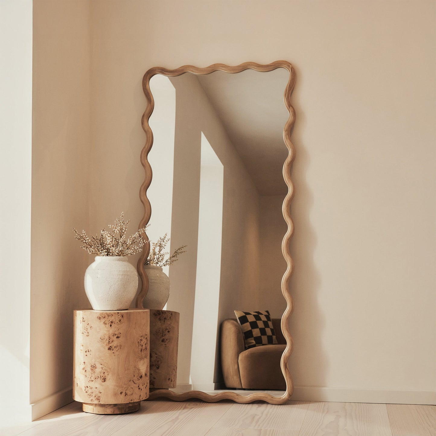 Marea - Specchio Intero Retro Ondulato in Legno Chiaro 170cm x 80cm