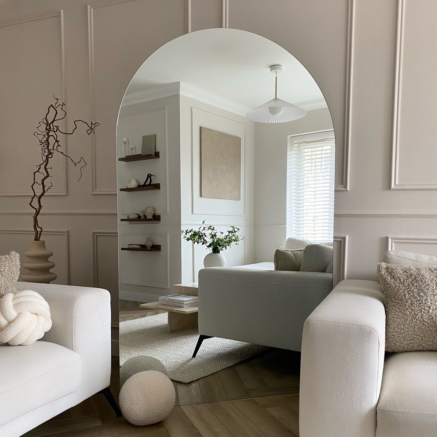 Edge - Specchio Grande ad Arco Senza Cornice a Figura Intera 179cm x 110cm