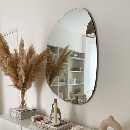 Edge - Grande Specchio Irregolare a Laghetto Senza Cornice 100cm x 75cm