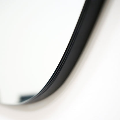 Edge - Grande Specchio Irregolare a Laghetto Senza Cornice 100cm x 75cm