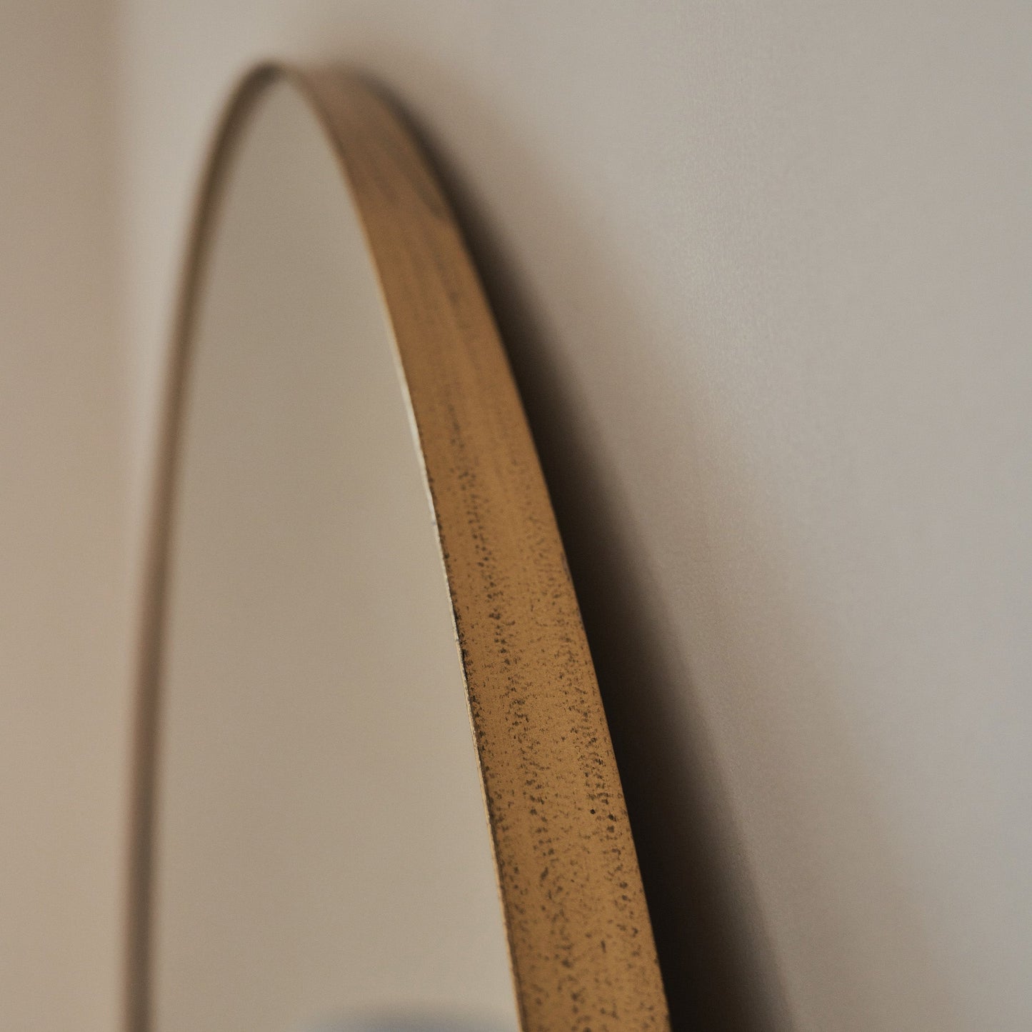 Theo - Specchio da Parete Grande in Metallo Rotondo Oro 120cm x 120cm