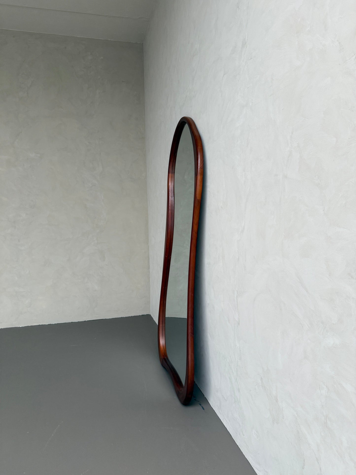 Specchio da Terra Organico in Legno Mira Walnut – 200 x 100 cm