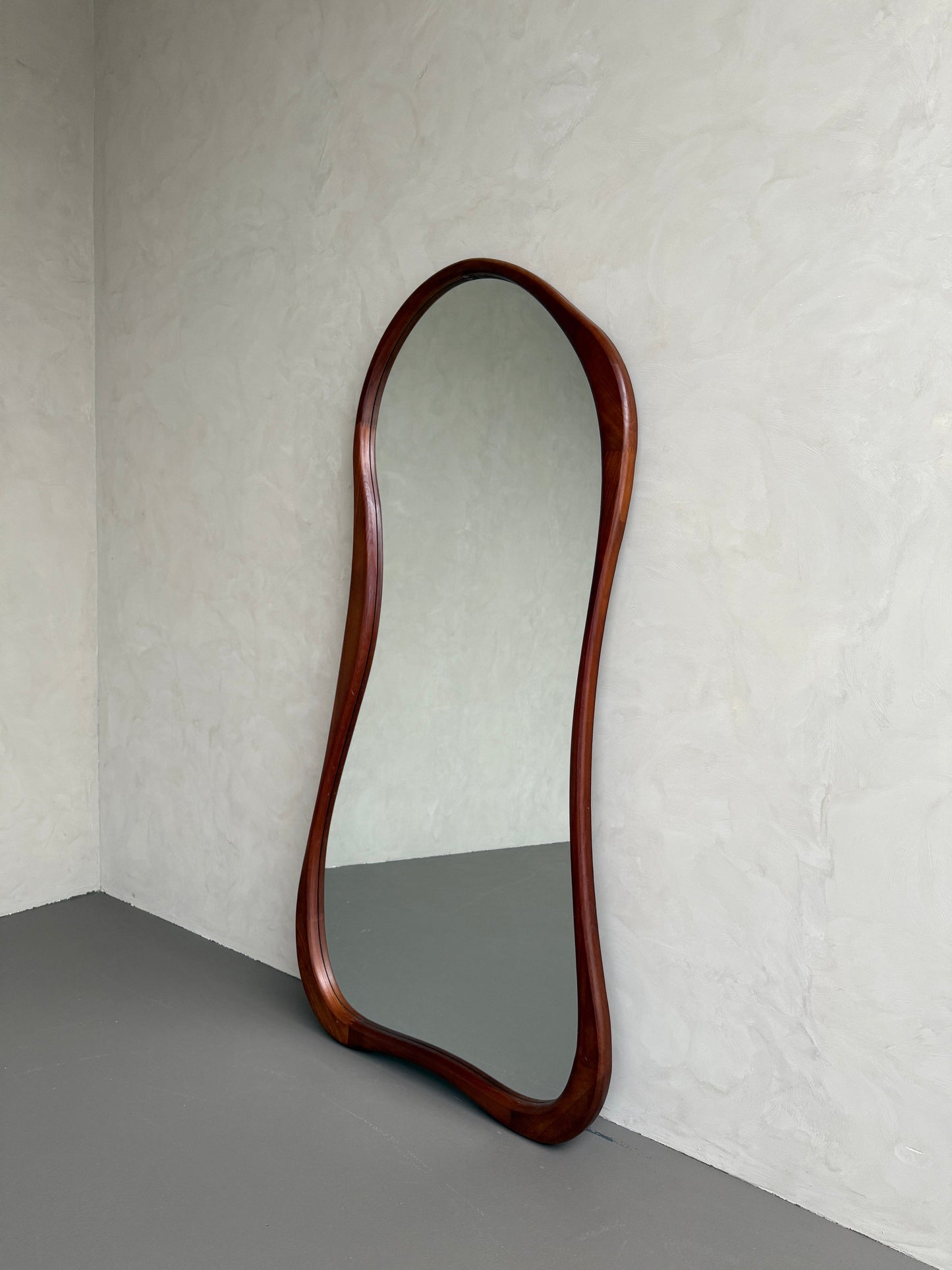 Specchio da Terra Organico in Legno Mira Walnut – 200 x 100 cm