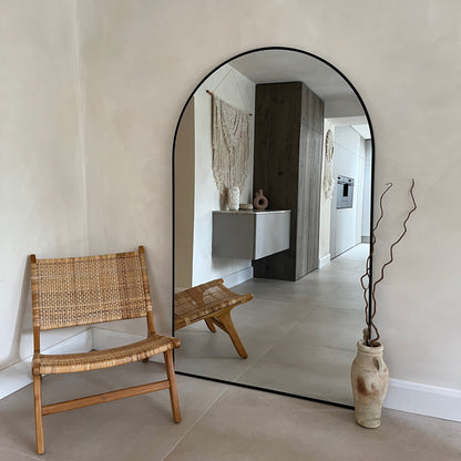 Liberty - Specchio ad Arco in Metallo Nero a Figura Intera 180cm x 110cm
