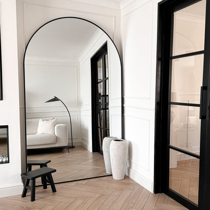 Liberty - Specchio ad Arco in Metallo Nero a Figura Intera 200cm x 120cm