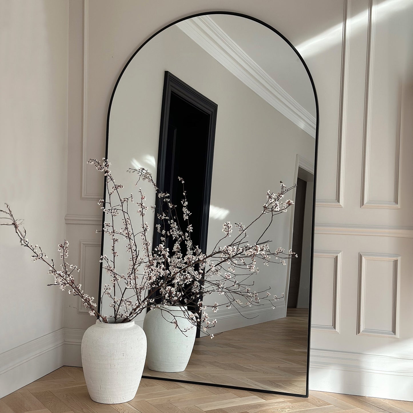 Liberty - Specchio ad Arco in Metallo Nero a Figura Intera 200cm x 120cm