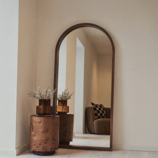 Lilia - Specchio ad Arco in Legno Scuro a Figura Intera 170cm x 80cm