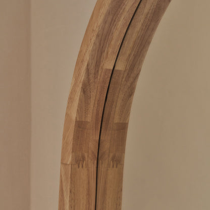 Lilia - Specchio Arcuato in Legno Chiaro a Figura Intera 170cm x 80cm