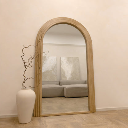 Luciana - Specchio ad Arco in Legno Lavato a Figura Intera 180cm x 110cm