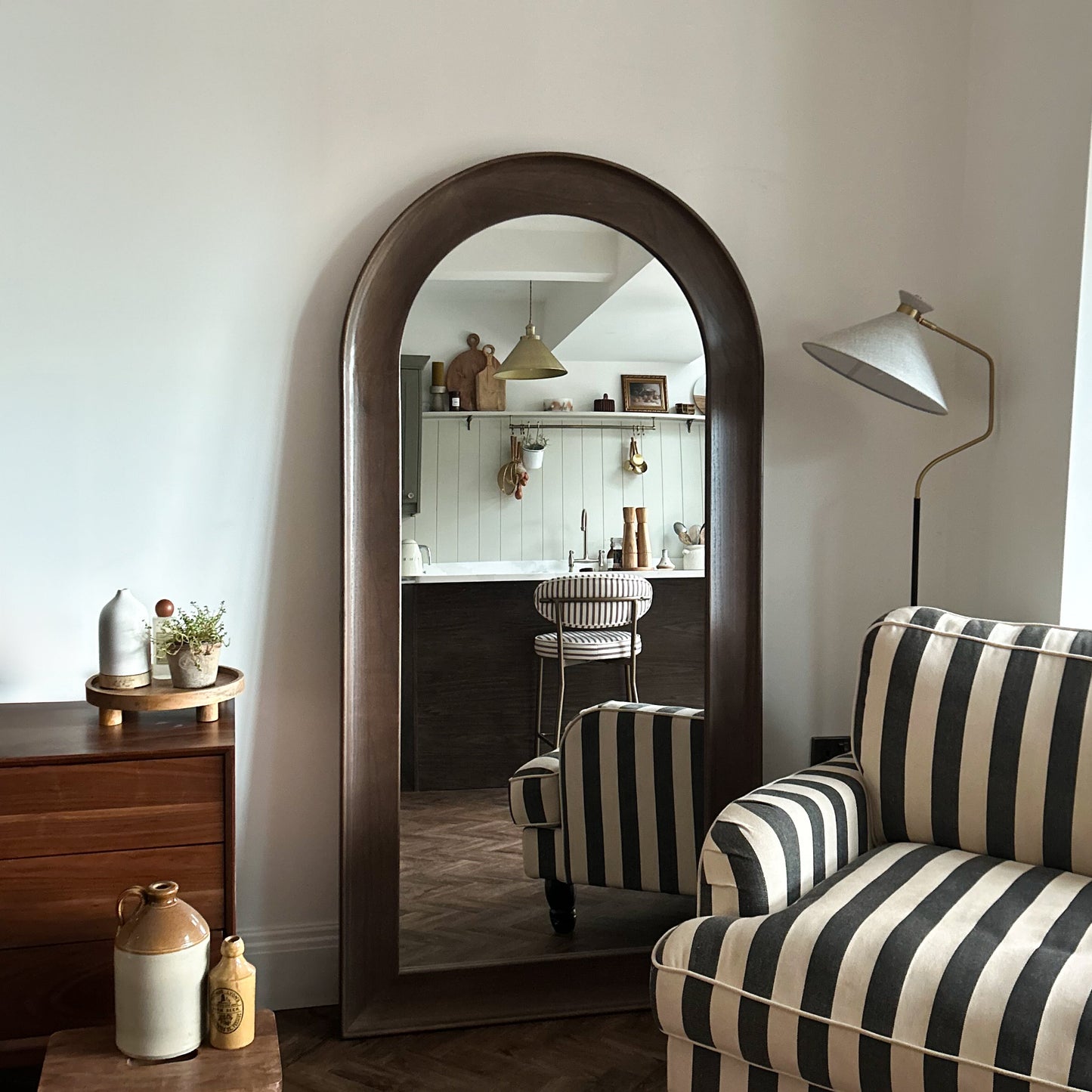 Porta - Specchio Grande ad Arco in Legno Scuro a Figura Intera 180cm x 90cm