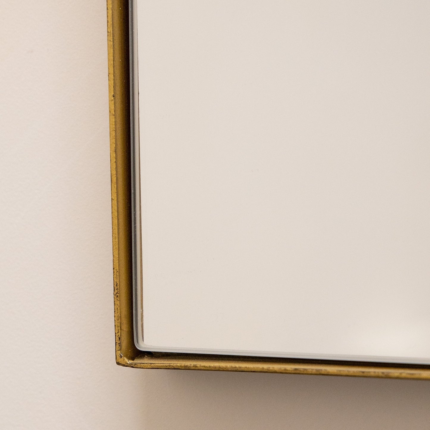 Theo - Specchio da Parete Grande Rettangolare in Metallo Oro 120cm x 90cm