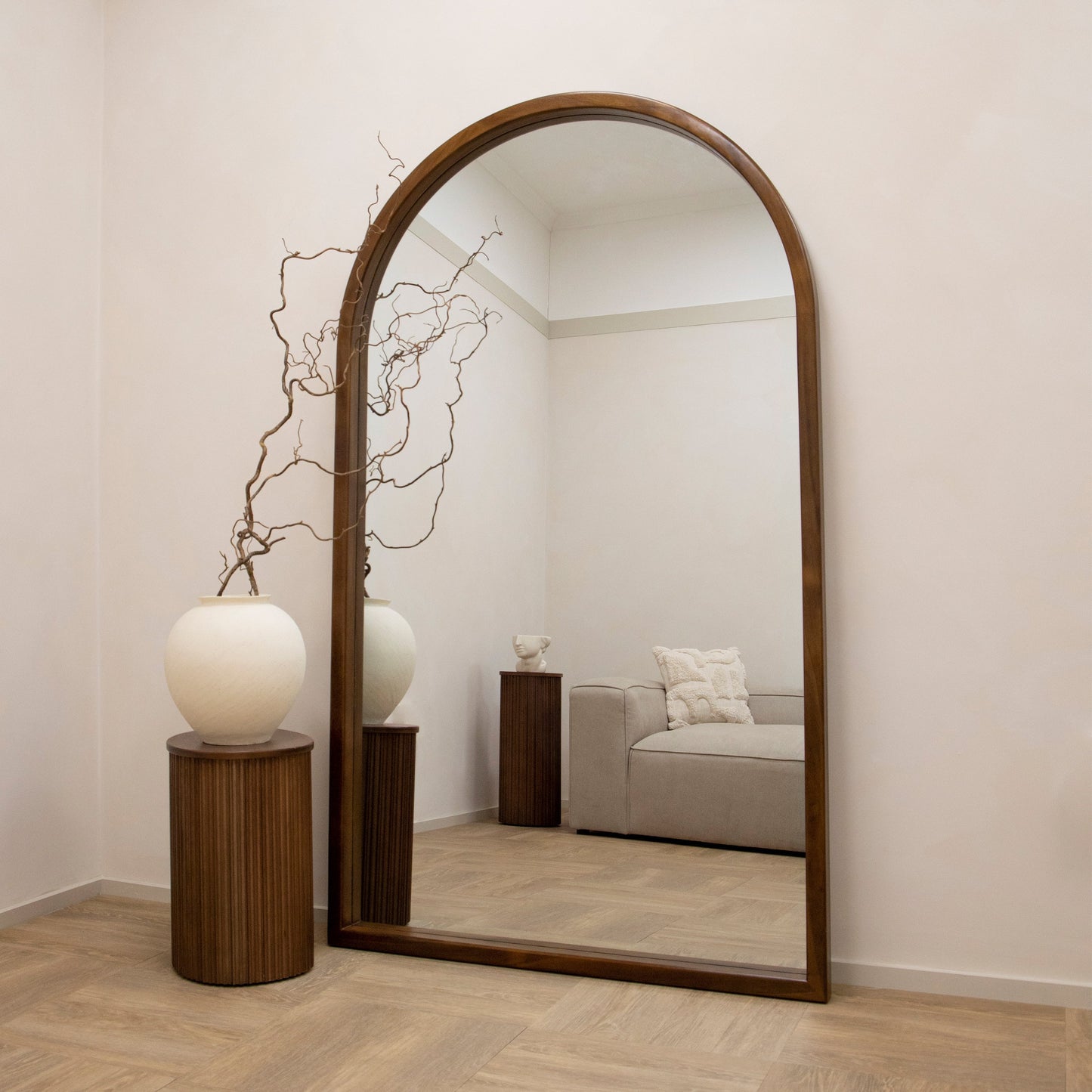 Tamara - Specchio ad Arco Grande a Figura Intera in Noce 190cm x 110cm