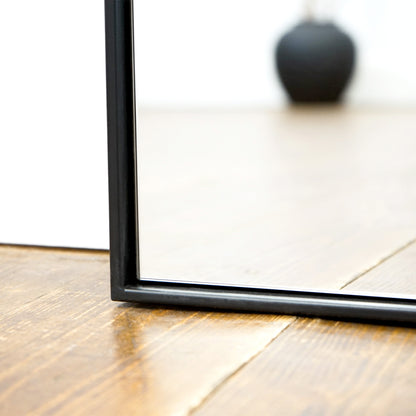 Theo - Specchio Grande in Metallo Nero a Figura Intera 190cm x 120cm