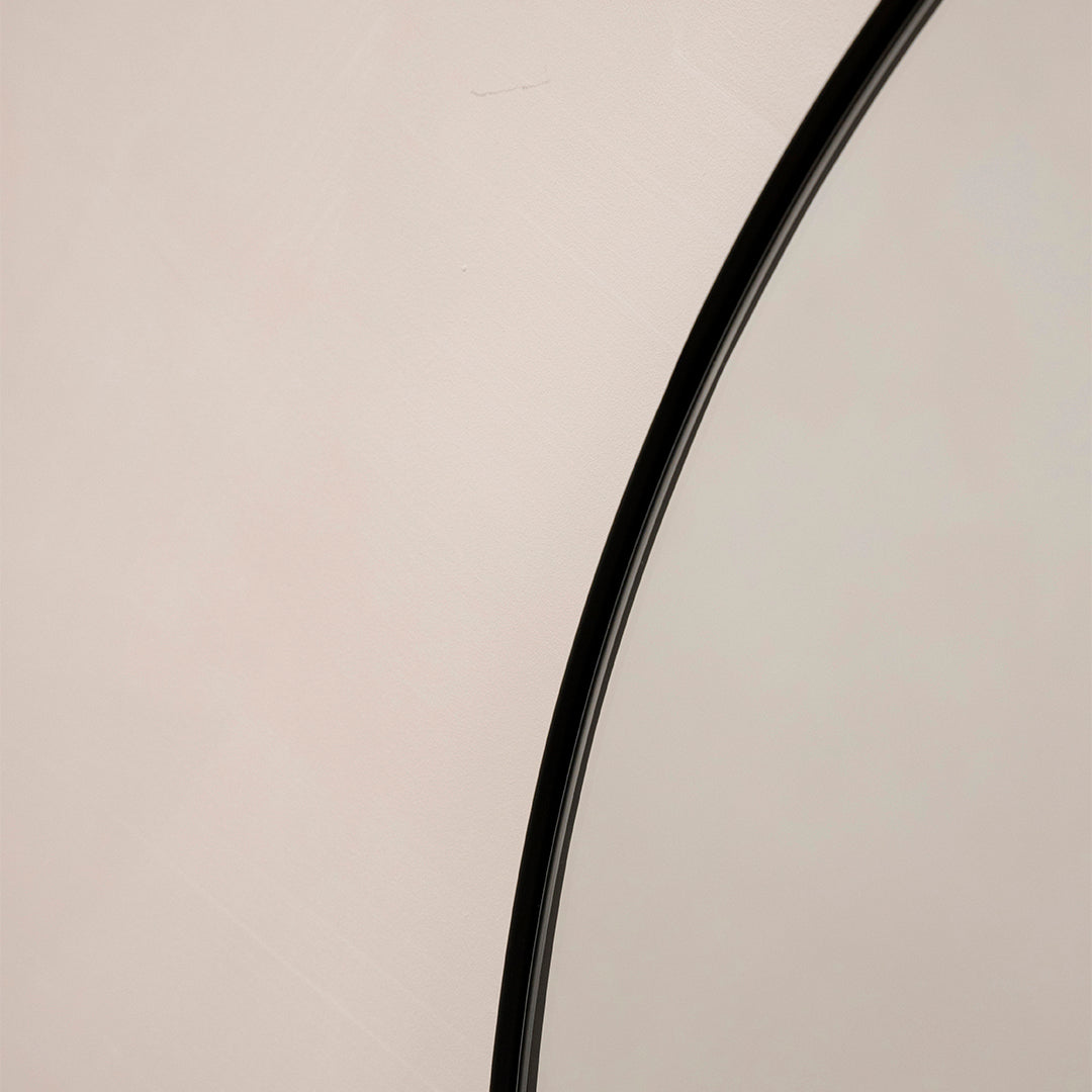 Theo - Specchio Grande in Metallo ad Arco a Figura Intera Nero 180cm x 90cm